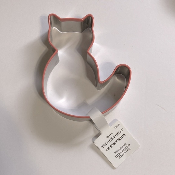 Cookie Cutters Cat Kitty with Silicone Trim Stainless Steel Set of 3 - Picture 5 of 8